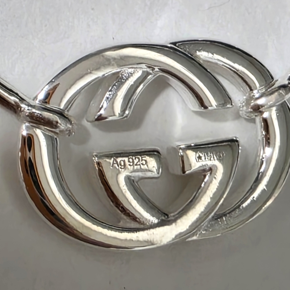 New, Gucci Sterling Silver Large "Brit" GG Hoop Earrings - Picture 11 of 16